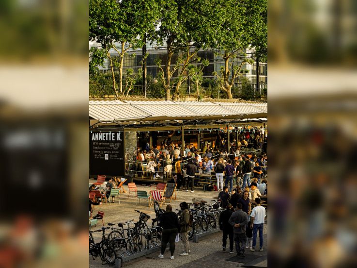 ANNETTE K PASSE EN MODE DOLCE VITA POUR LE MOIS DE MAI