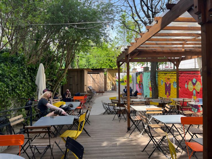 Maison Faitout, le bar-restaurant convivial dans le 10e
