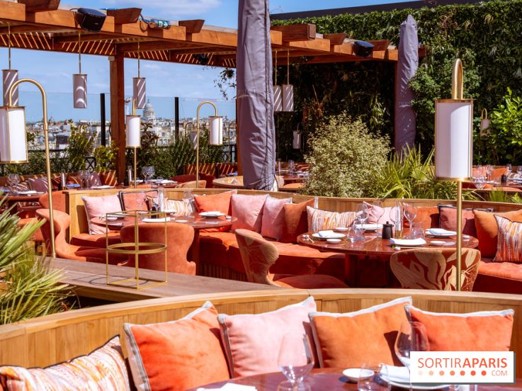 La terrasse en rooftop du Kinugawa à l'hôtel Sax Paris 7e