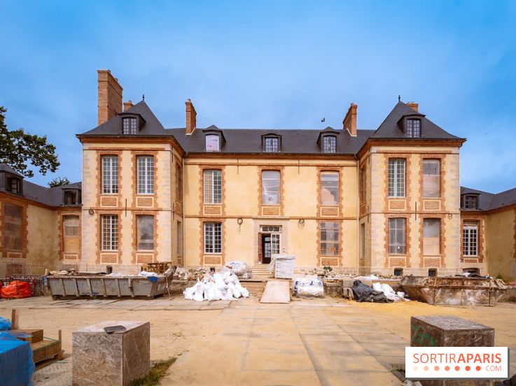 Le château de Plaisir dans les Yvelines se transforme en conservatoire - photos - façade intérieur