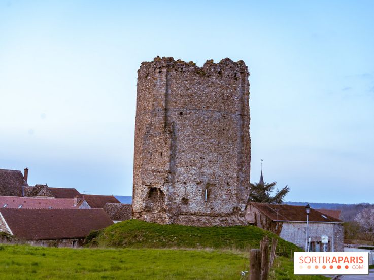 Le donjon de Maurepas dans les Yvelines