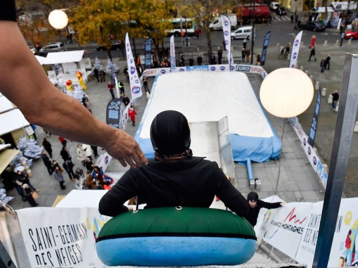Saint Germain des Neiges 2015, le village de ski à Paris