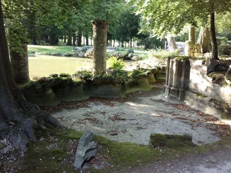 Dans les Yvelines, cet étonnant terrain de golf abrite des vestiges historiques