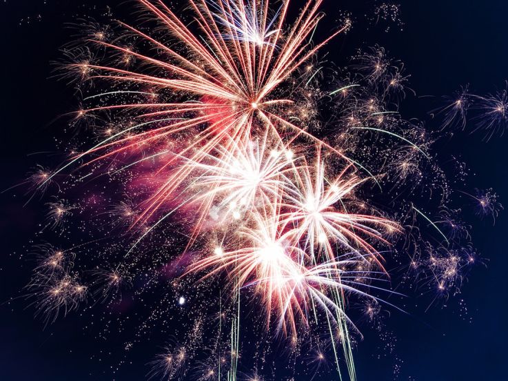 Feu d'artifice du 14 Juillet 2019 à Villeneuve-saint-Georges (94)