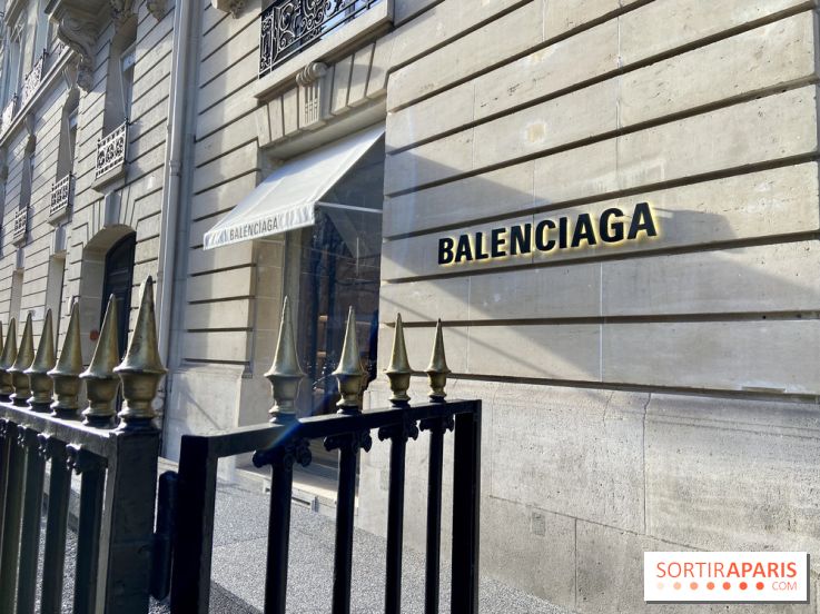 Fashion Week Paris 2022 : le défilé de Balenciaga diffusé en live