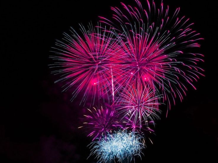 Feu d'artifice du 14 Juillet 2020 à Epinay-sur-Seine (93) - Maintenu