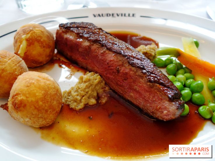 Le Vaudeville à Paris : cuisine traditionnelle et fruits de mer pour la brasserie centenaire