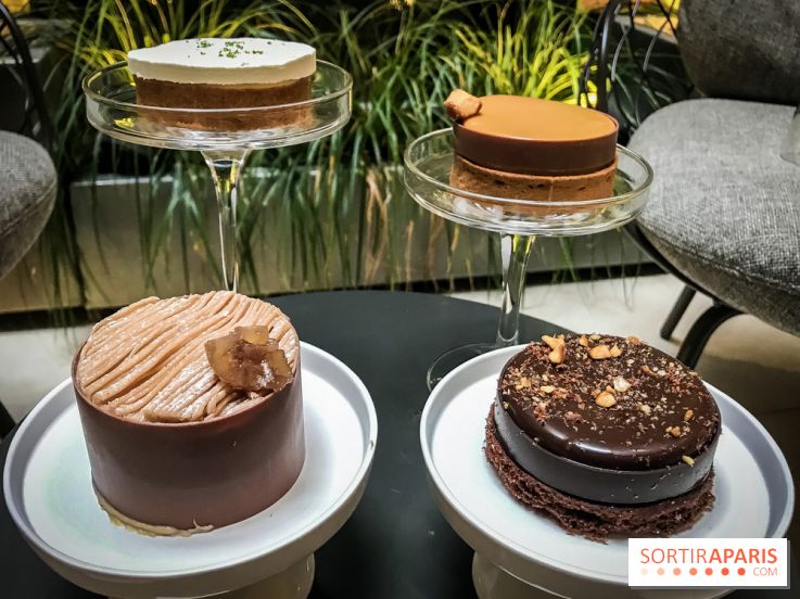 Tea-time Hotel Duo by Kevin Lacote