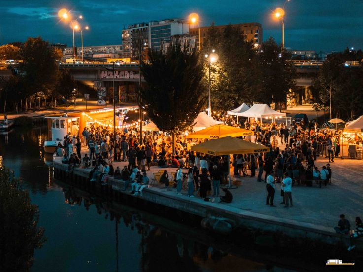 Le Canal Barboteur : la péniche qui change les quais parisiens en open air gratuit, prochaines dates
