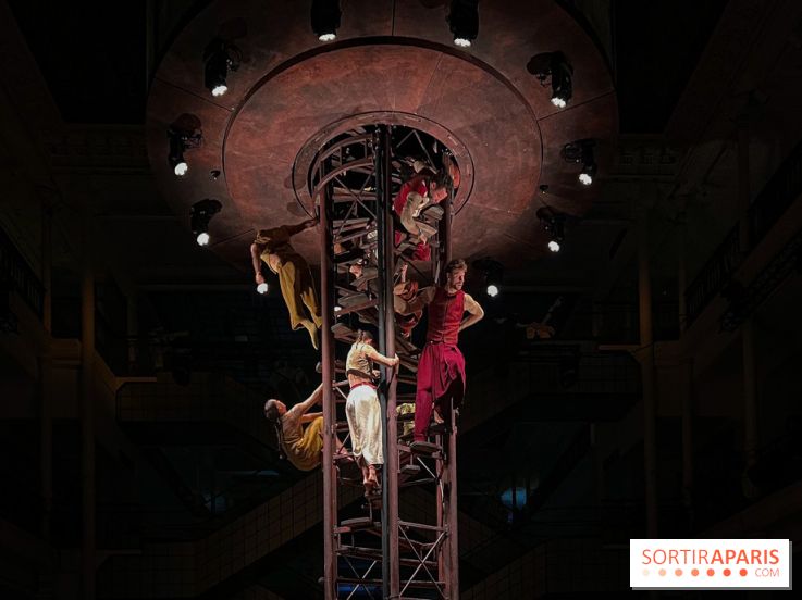 Babel, de Mourad Merzouki : le nouveau spectacle qui fait danser le Bon Marché Rive Gauche