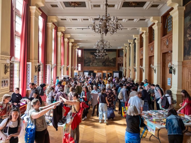 Bon plan shopping gratuit : la Giant Free Troc Party où tout s'échange à Paris, en janvier 2026