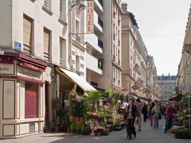Mint & Lilies : le concept store bohème qui sent bon les vacances rue Daguerre, à Paris