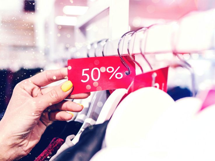 Soldes d'été : peut-on se faire rembourser ou échanger un article soldé ? 