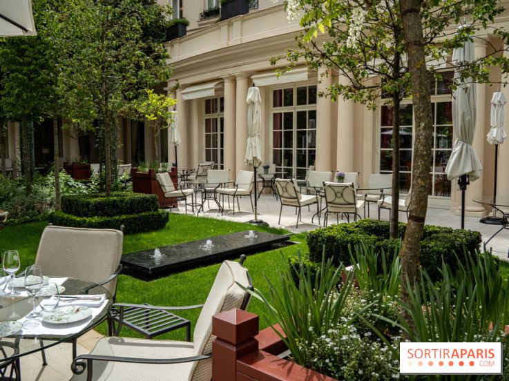 Le Tea time du Bristol par Pascal Hainigue