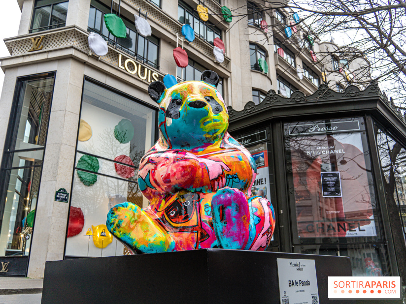 Exposition Julien et ses Juliogoths, avenue George V Paris