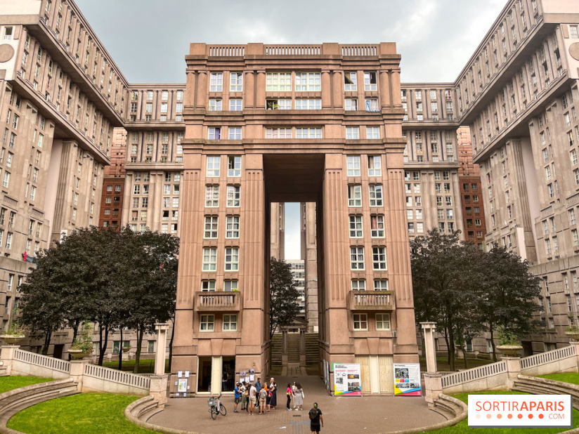 Découverte de l'architecture de Noisy-le-Grand, des Arènes de Picasso aux Espaces Abraxas