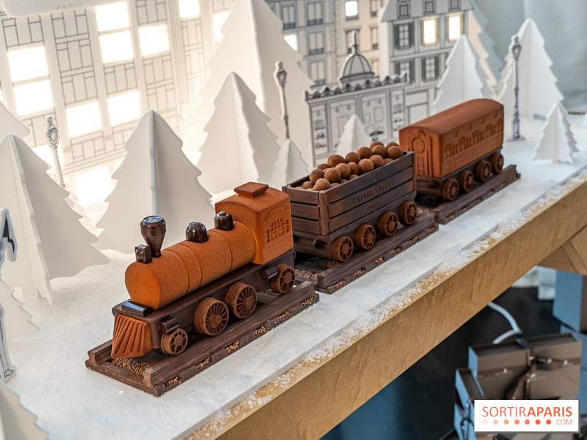 La bûche petit train de Noël du Cheval Blanc 2023 et galette des rois 2024 - A7C0718