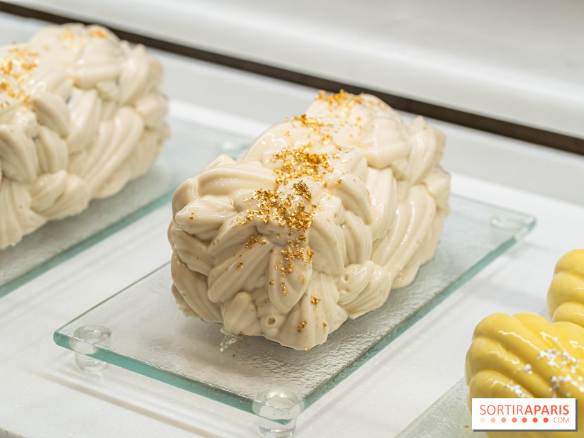 Les Bûches de Noël du Ritz Paris 2024 et les Galettes des Rois 2025 par François Perret - photos -  A7C2537