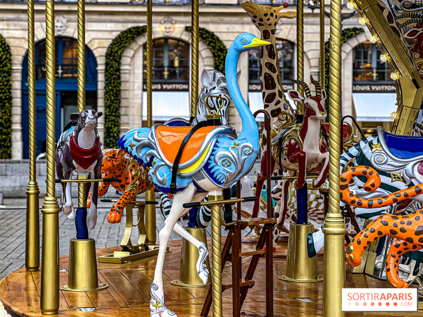 Le Carrousel Louis Vuitton Place Vendôme : un manège haute couture gratuit au cœur de Paris - 2