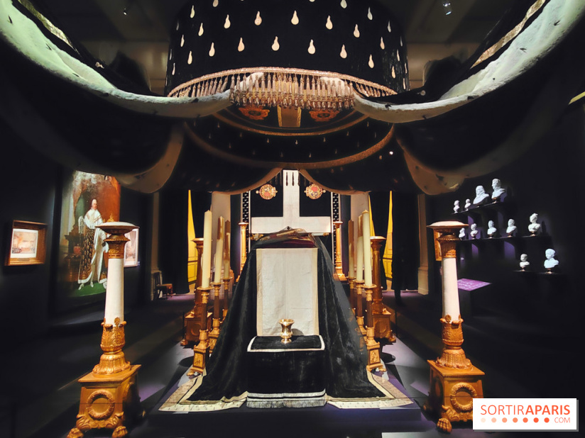 Le Dernier sacre : l'exposition immersive dans les coulisses d'un couronnement au Mobilier national