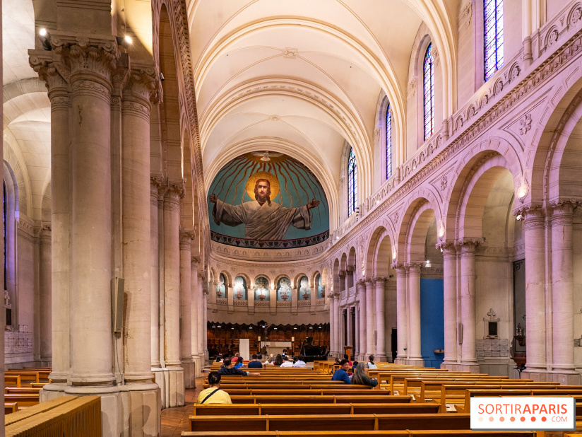 Le Couvent de L'Annonciation, son église romano-byzantine et son cloître Paris 8e