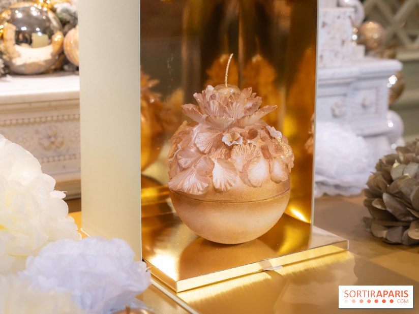 Les bûches et créations de Noël et fêtes de Ladurée 2025