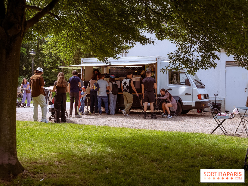 Guinguette du dispensaire et Foodtruck des Écuries au parc du Dispensaire de Sartrouville dans les Yvelines - photos