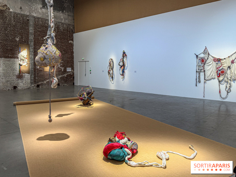 Sonia Gomes — Cœur sauvage : sculptures textiles au Palais de Tokyo
