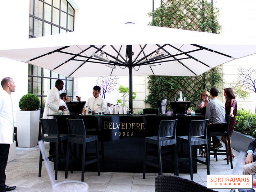 La terrasse d'été du Shangri-La Paris by Belvedere