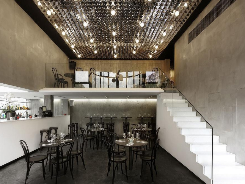 Restaurant First Avenue