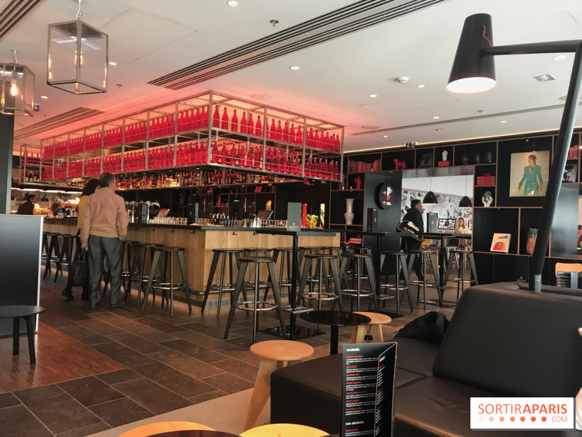 Le CitizenM dévoile CloudM, son Skybar