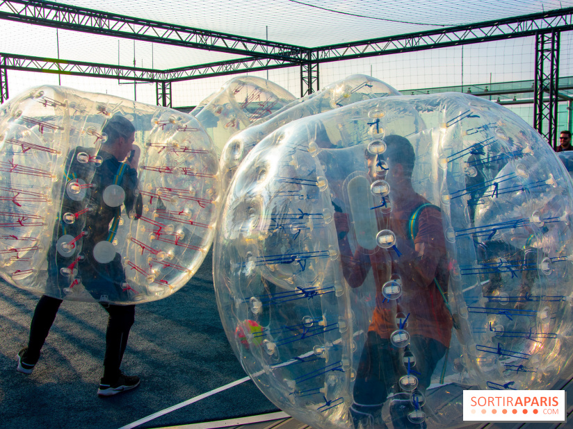 Animation de Bubble Foot sur la Tour Montparnasse