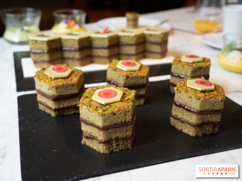 Dalloyau dévoile un menu et un cake CBD en collab avec Divie Paris