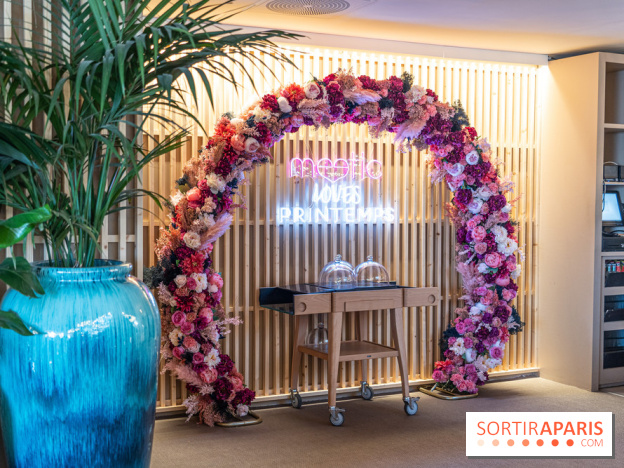 Bleu Coupole devient Rose Coupole pour la période Saint-Valentin -  A7C2482