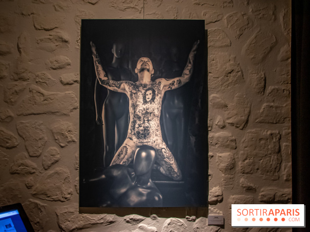 Exposition tatouage Idan Wizen La Peau Repensée galerie La Lison