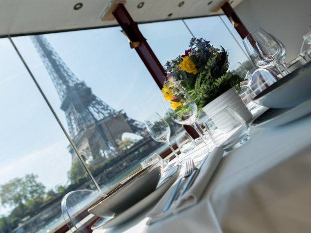 Un brunch sur une croisière sur le bateau Le Théo - AZUR AVRIL2023 21
