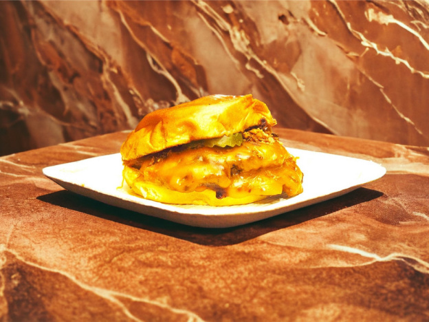 OH MY FRENCH BURGER : le burger à la française - PhotoRoom 20230925 221729