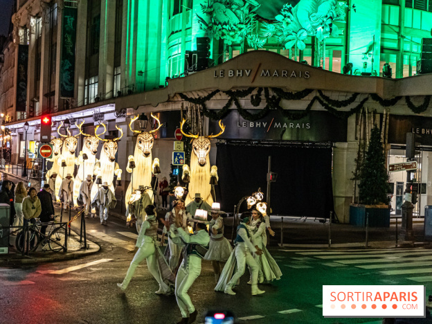 Inauguration des vitrines et décorations de Noël du BHV Marais à Paris 2023