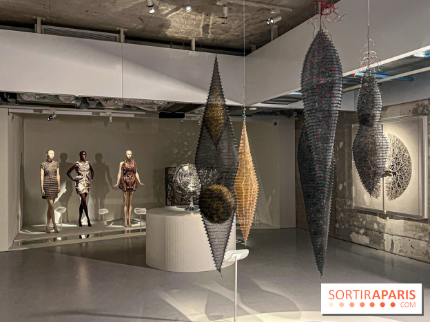 L’exposition retrospective de la créatrice de mode Iris Van Herpen au Musée des Arts Décoratifs - image00121