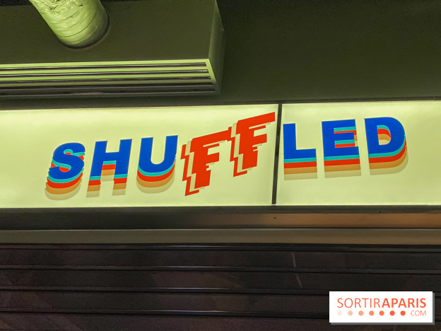Shuffled, l'enseigne de shuffleboard à Boom Boom Villette - IMG 8525