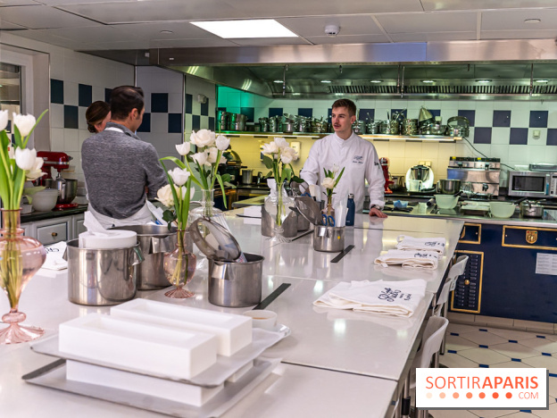 Cours de cuisine au Ritz : la bûche de Noël 2024 -  A7C6203