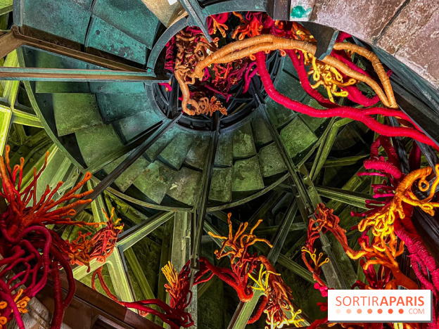 Paris Design Week 2025: une œuvre textile s'invite dans la Colonne de Juillet, place de la Bastille - IMG 7304 jpg