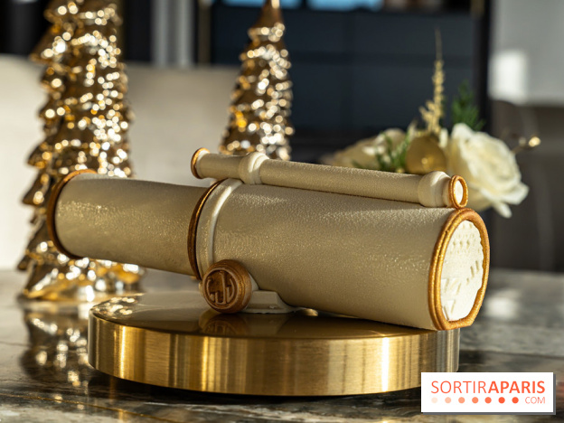 Bûche de Noël du Jules Verne : Voyage Extraordinaire