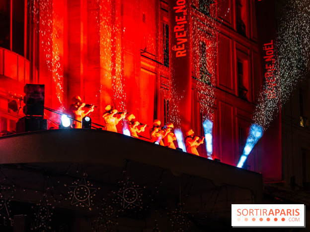 Inauguration des vitrines de Noël du BHV Marais à Paris 2025 avec Vincent Niclo et Vitaa - photos - A7C01314