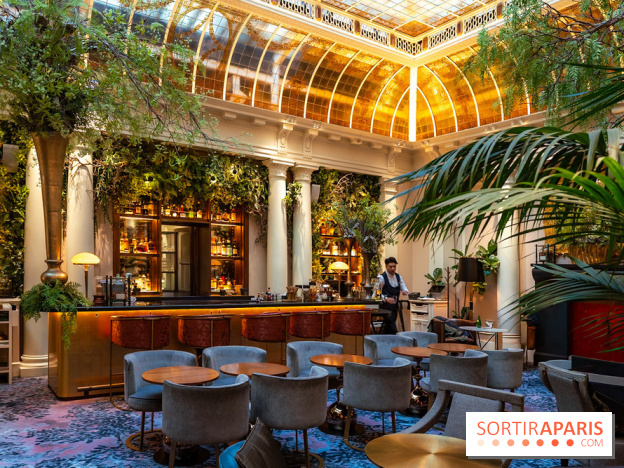 Le tea time Emily in Paris de l'Hôtel du Louvre - A7C04015
