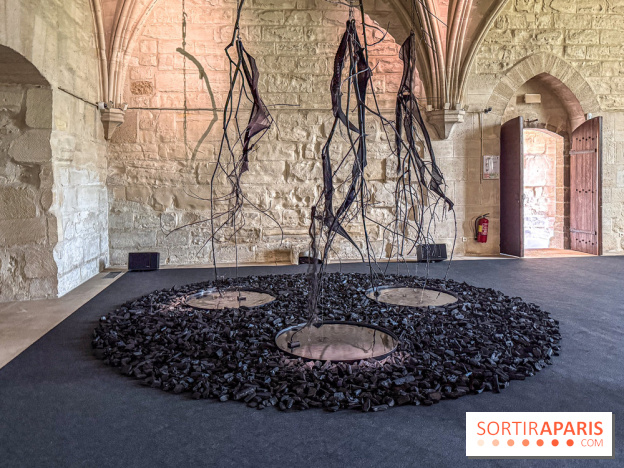 Inkarna : l’exposition de Yosra Mojtahedi à l’Abbaye de Maubuisson