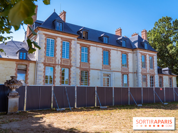 Le château de Plaisir dans les Yvelines se transforme en conservatoire - photos - façade extérieure