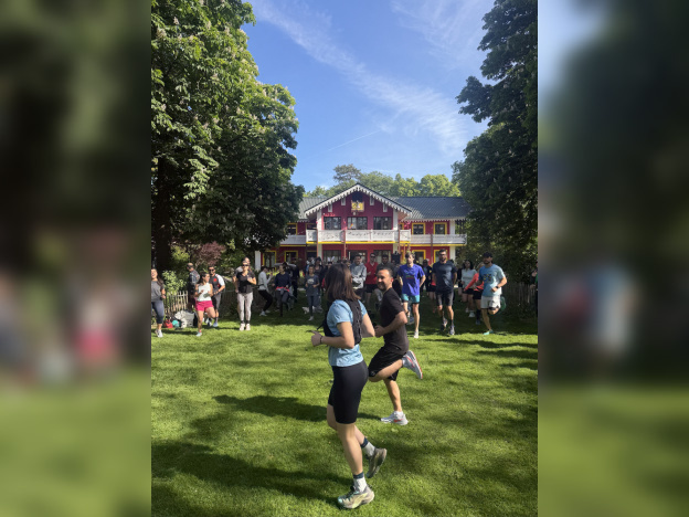 OUF : une journée entre marche, course et fête au Rosa Bonheur à l’Est - copie