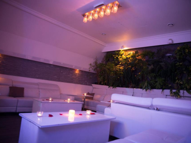 Le Palm, Spa-Bar Lounge