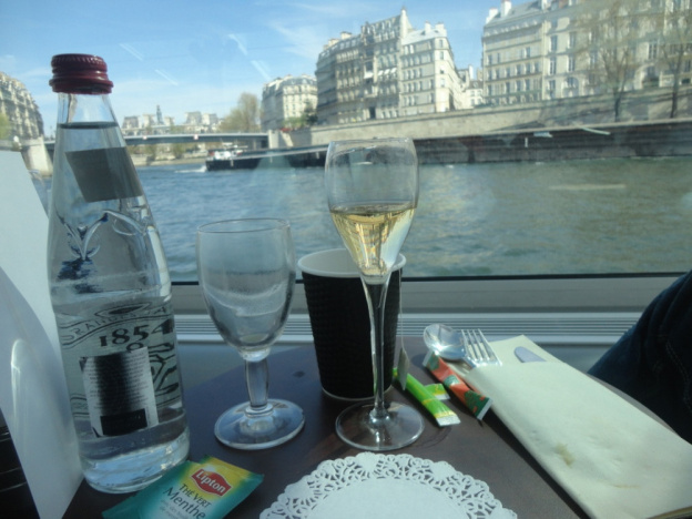 Paris en seine Brunch, Vog en seine 2012